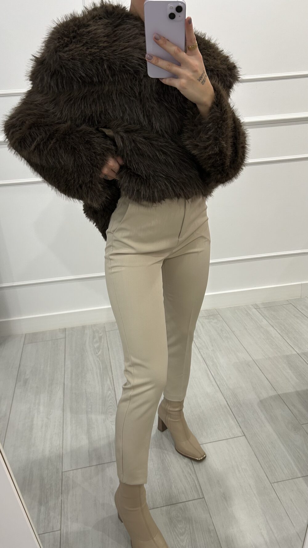 Pantalón beige