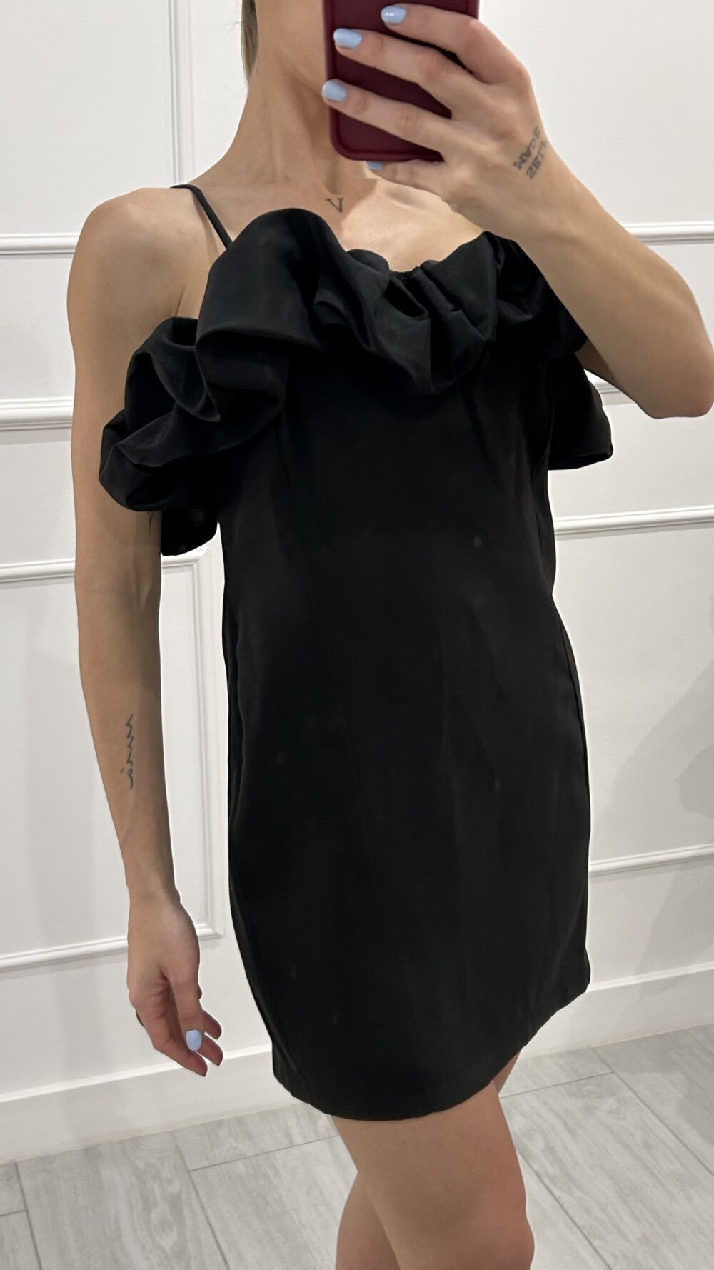 VESTIDO VOLANTE SATINADO - Imagen 2
