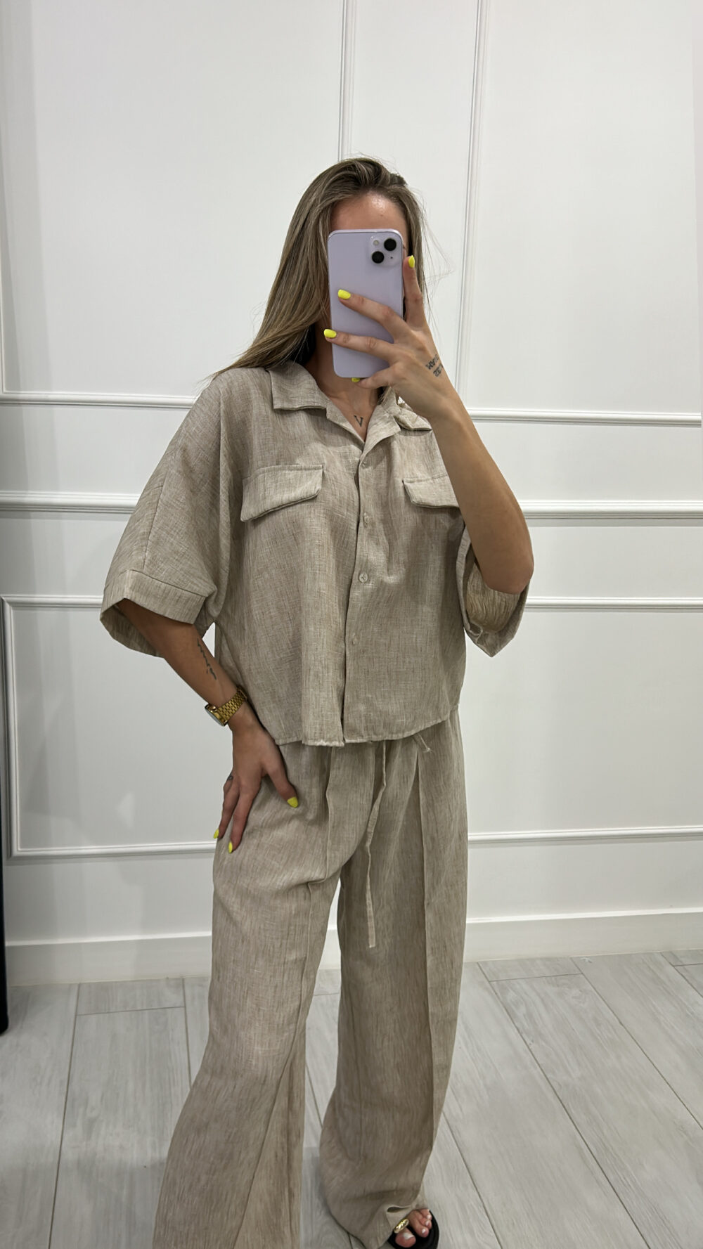Conjunto mía taupe