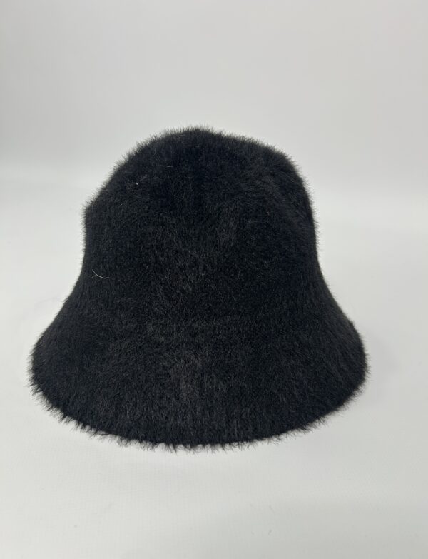 GORRO PELITO NEGRO