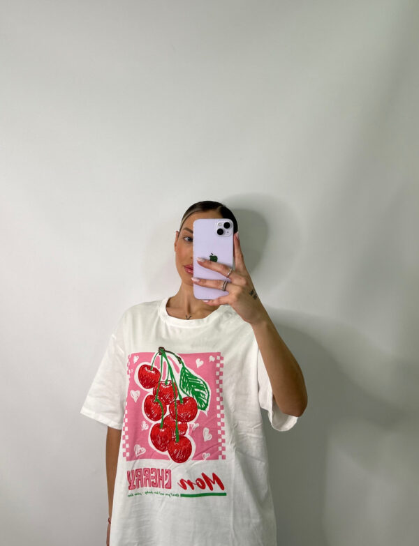 Camiseta cerezas