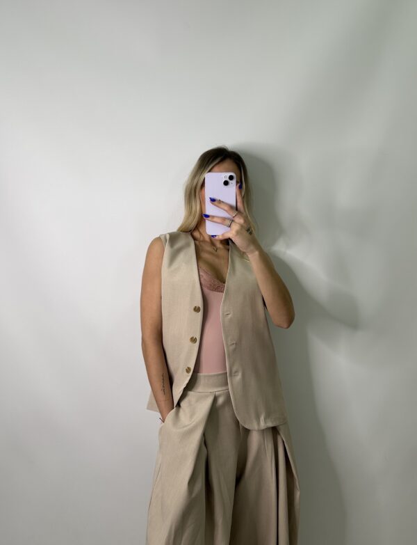 CHALECO BEIGE