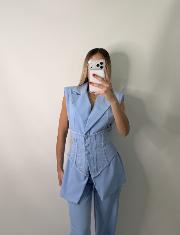 Traje Ross