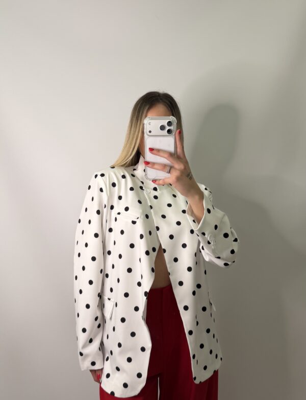 Blazer cruzada lunares